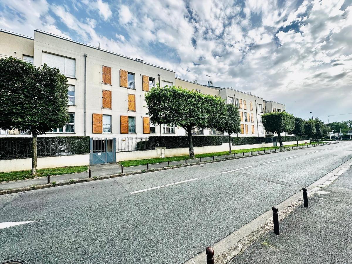 Parc Des Expositions Appartement 4 Personnes Parking Gratuit Villepinte  Exterior foto